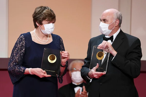 Katalin Karikó și Drew Weissman, Japan Prize, 2022
